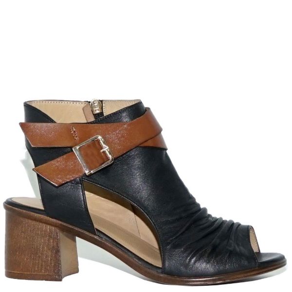 WC-141029-BLACK