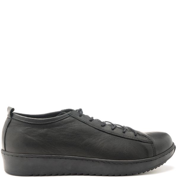 Urban streetwear low top sneakers