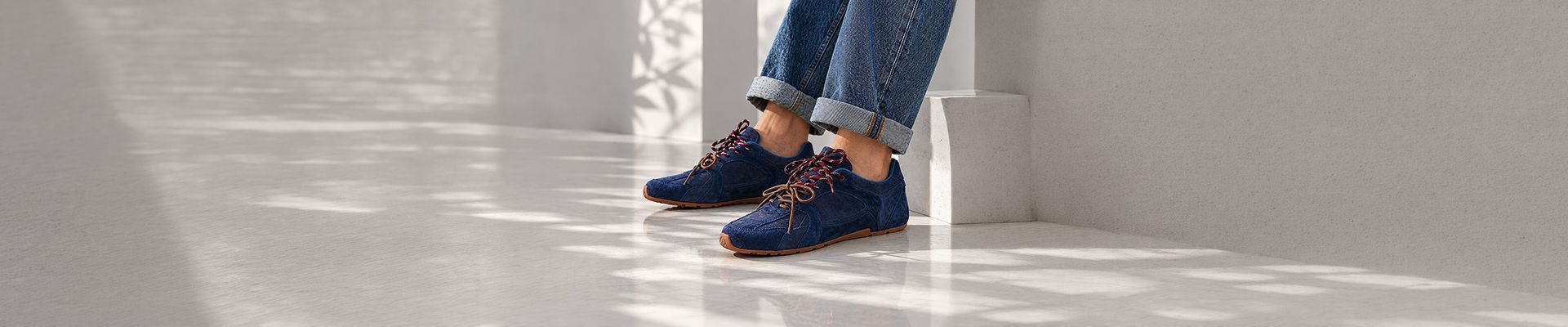 Picture for category Sneakers