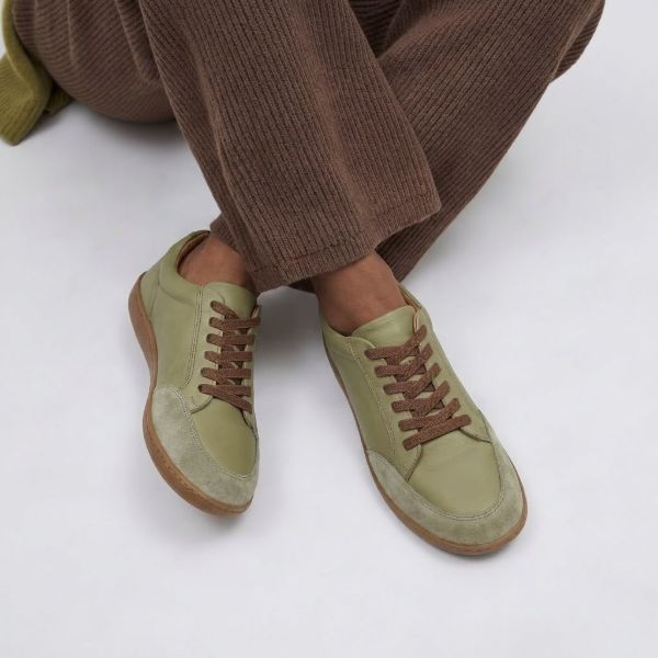 Pistachio green fashion sneakers for women