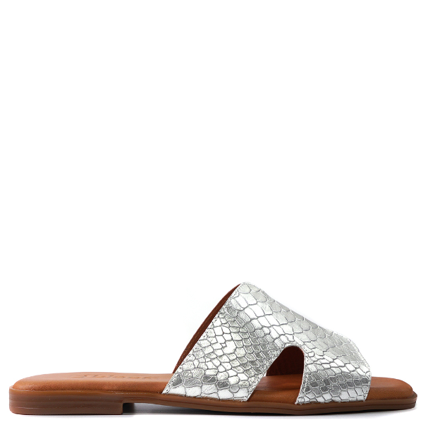 Flat slide sandals